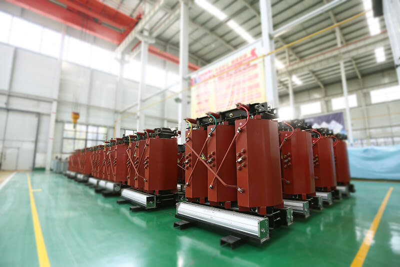 The differences between oil type transformer and dry type transformer